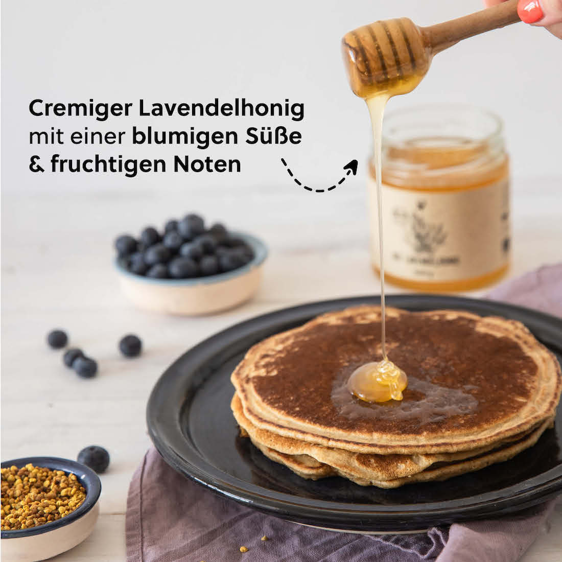 Geschmack und Konsistenz=>Durch seine blumige Süße und intensiven Geruch ist es der perfekte Brotaufstrich oder auch sehr beliebt zu Käse und Desserts.