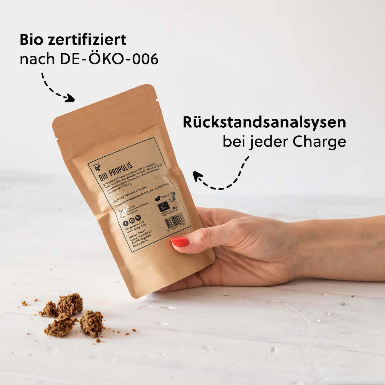 Unser Qualitätsversprechen=>Jede Charge wird in einem für Bienenprodukte spezialisierten Labor in Deutschland auf Pestizide und Schwermetalle analysiert. 