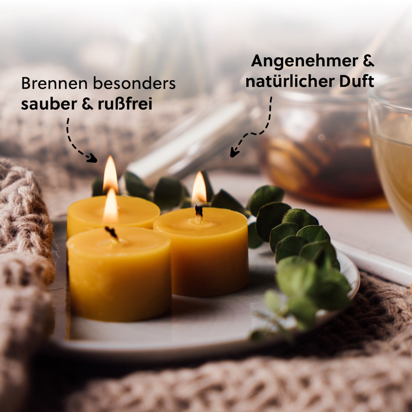 Vorteile von Bienenwachs=>Da in Bienenwachskerzen keine Farb- und Duftstoffe enthalten sind, setzen diese keine Schadstoffe frei, welche bei Paraffinkerzen entstehen.