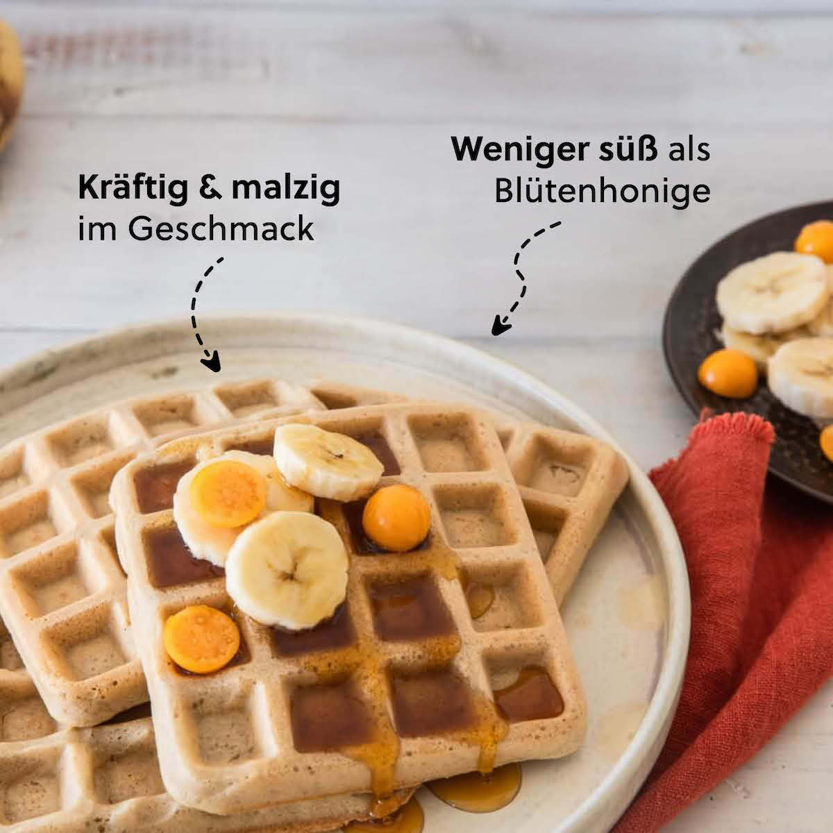 Unverwechselbarer Geschmack=>Die dunkle Farbe verrät es bereits: Waldhonig überzeugt mit einem herben, würzigen und malzigen Aroma, das nicht nur auf dem Frühstücksbrot harmoniert, sondern auch in der Küche geschätzt wird, wo es Fleisch- und Käsegerichten eine besondere Raffinesse verleiht.