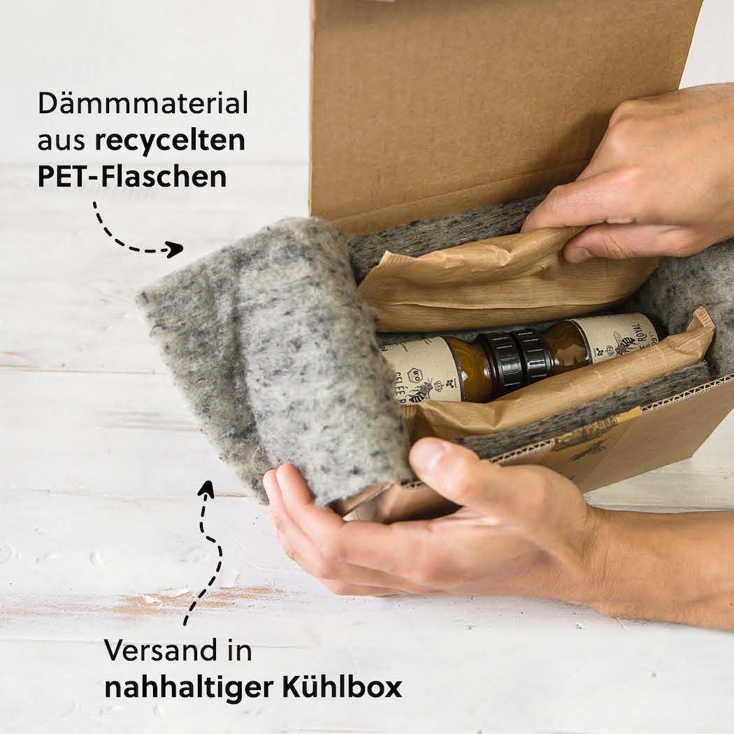 Nachhaltige Lieferung=>Die Kühlbox haben wir mit einem Hersteller aus Deutschland entwickelt, damit das Gelee Royal nicht nur frisch bei Dir zu Hause ankommt, sondern die Umwelt auch möglichst geschont wird.  