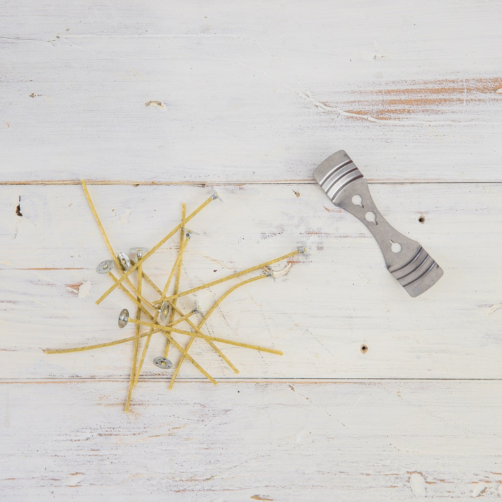 100 natürliche Kerzendochte aus Hanf & Bienenwachs