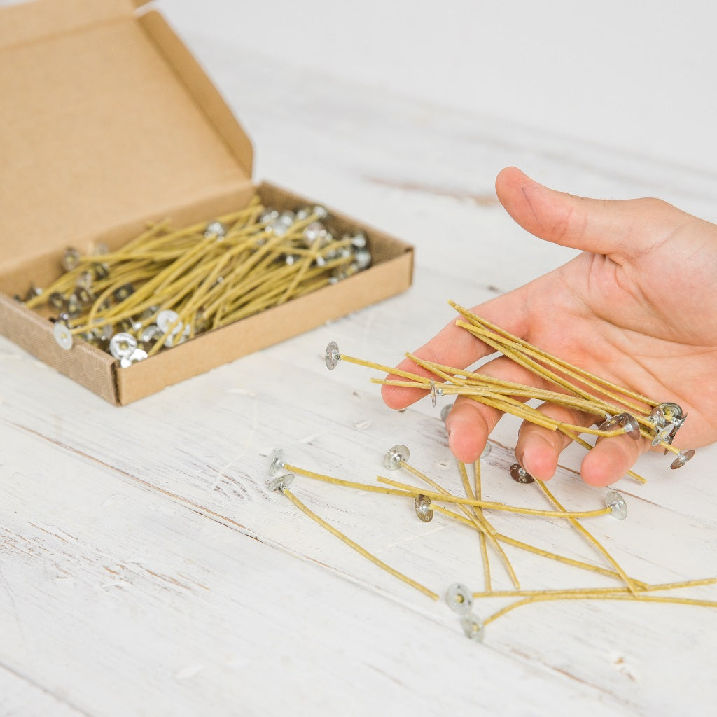 100 natürliche Kerzendochte aus Hanf & Bienenwachs